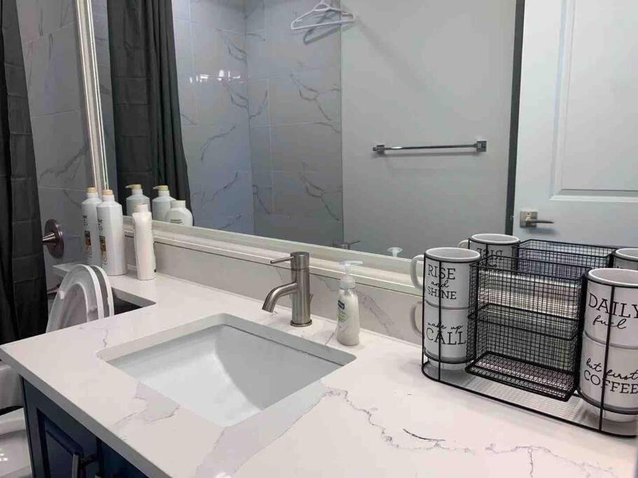 Brand New Constructed 1-Bedroom Townhouse Duncan Luaran gambar